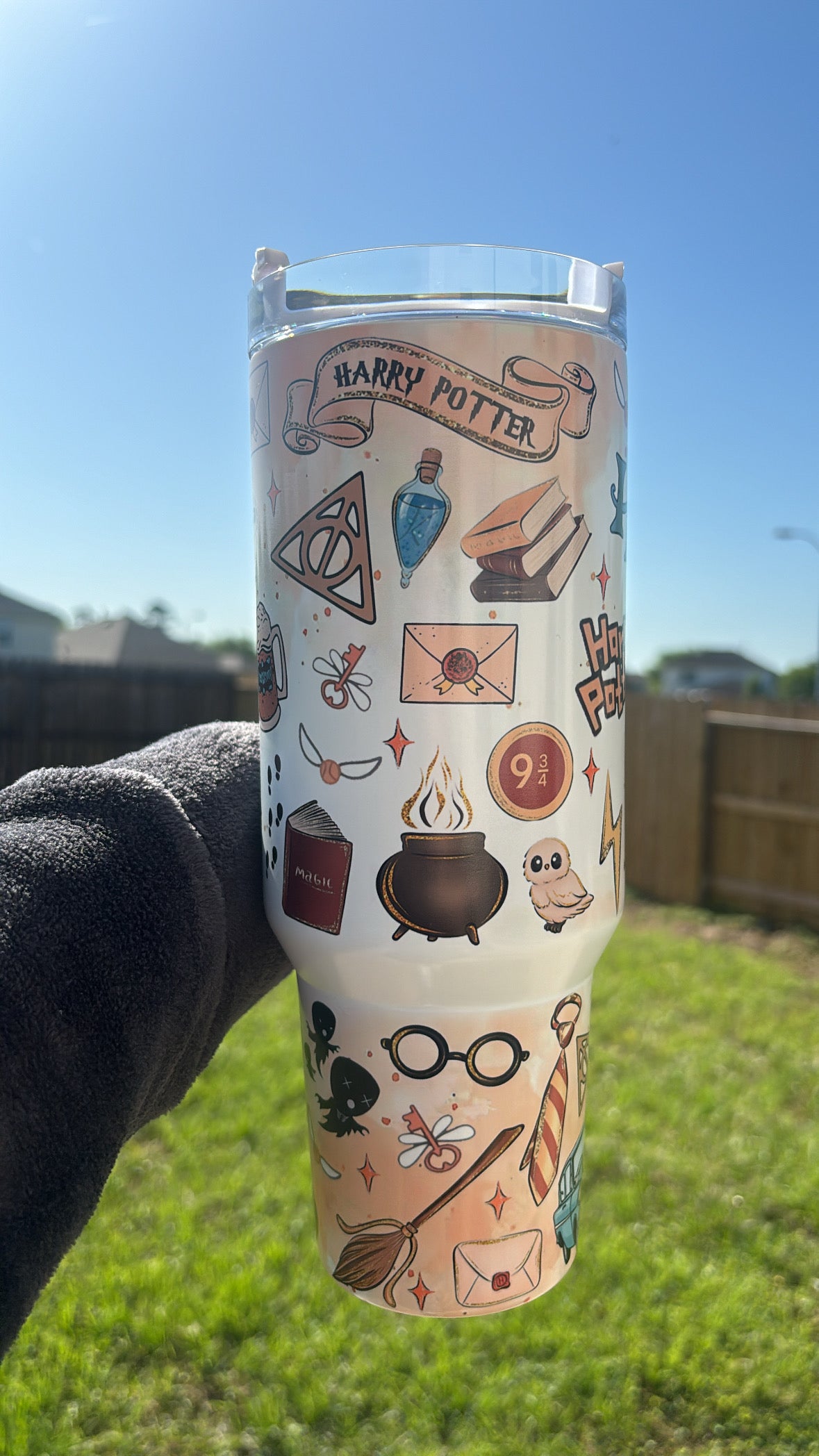 Harry Potter 40 oz tumbler glow in the dark
