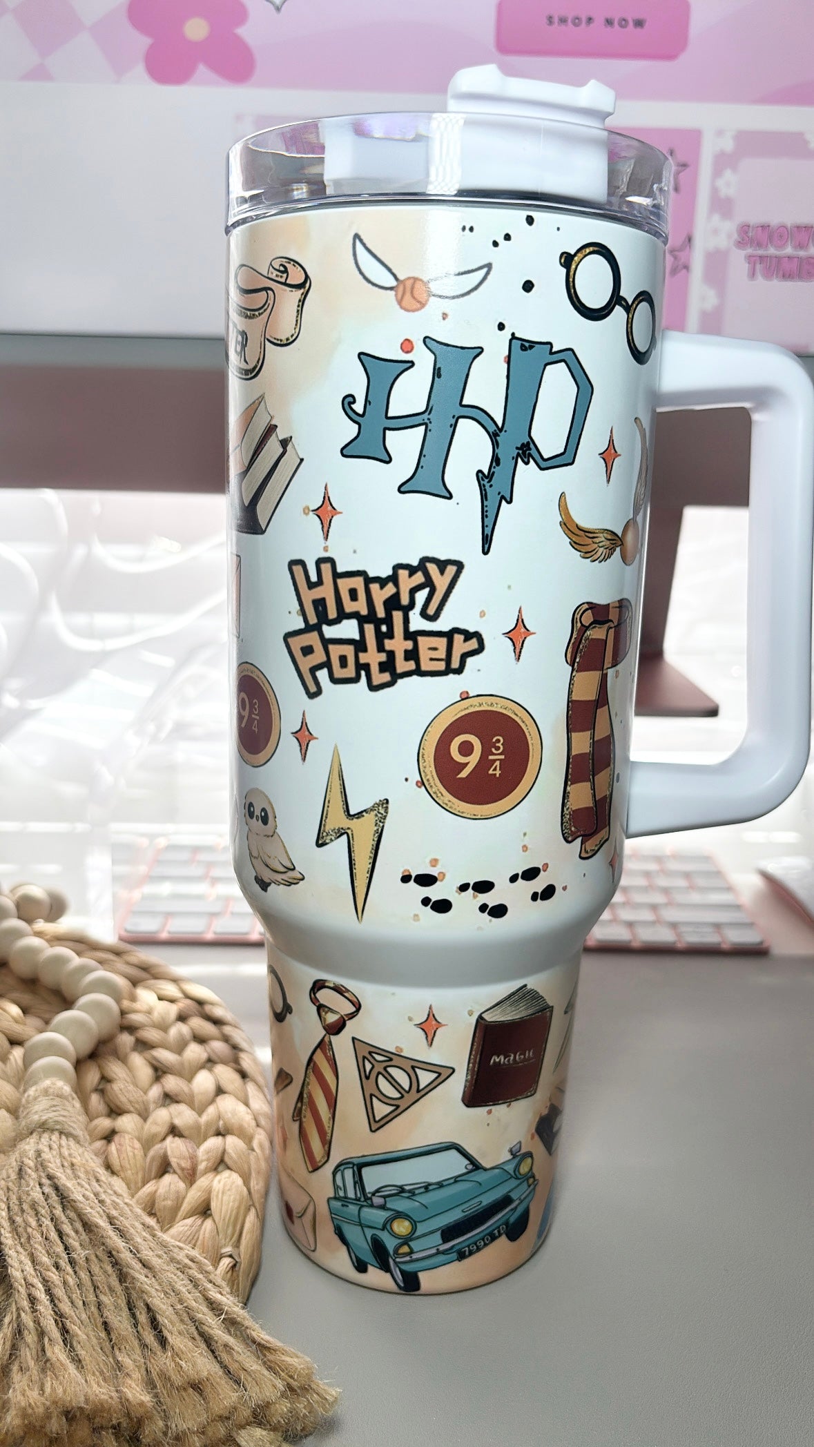 Harry Potter 40 oz tumbler glow in the dark